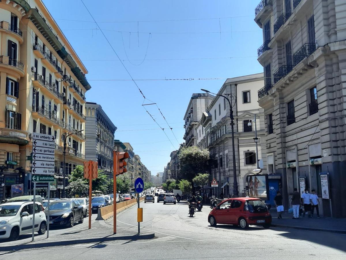 Napoli Central Exterior photo